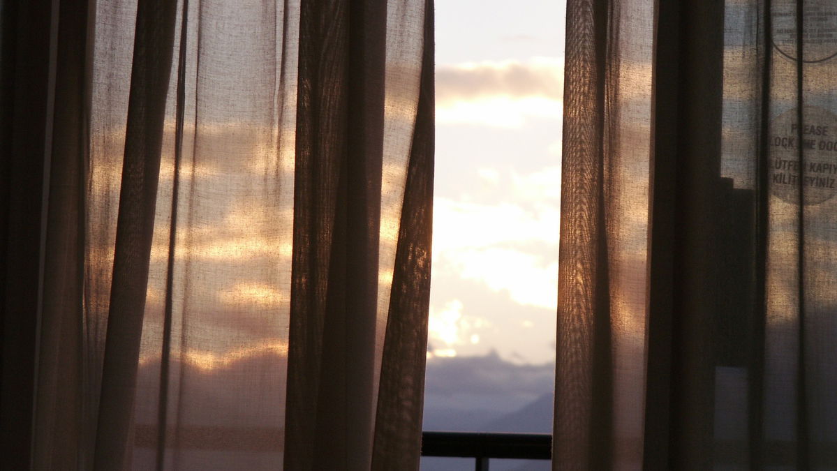 Dışarıya açılan kapı: Hangi balkon ve veranda kapısı doğru seçim?