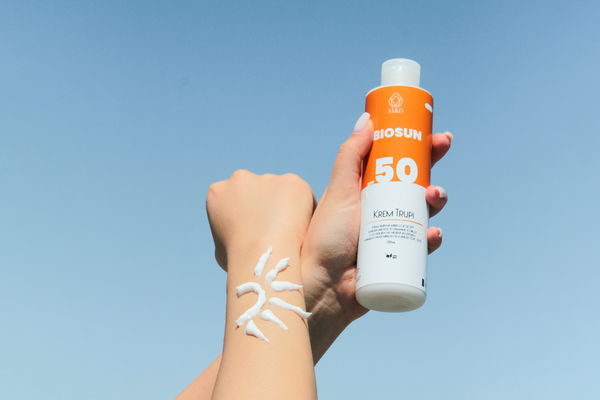 Which is better: sun protection factor 30 or 50?
