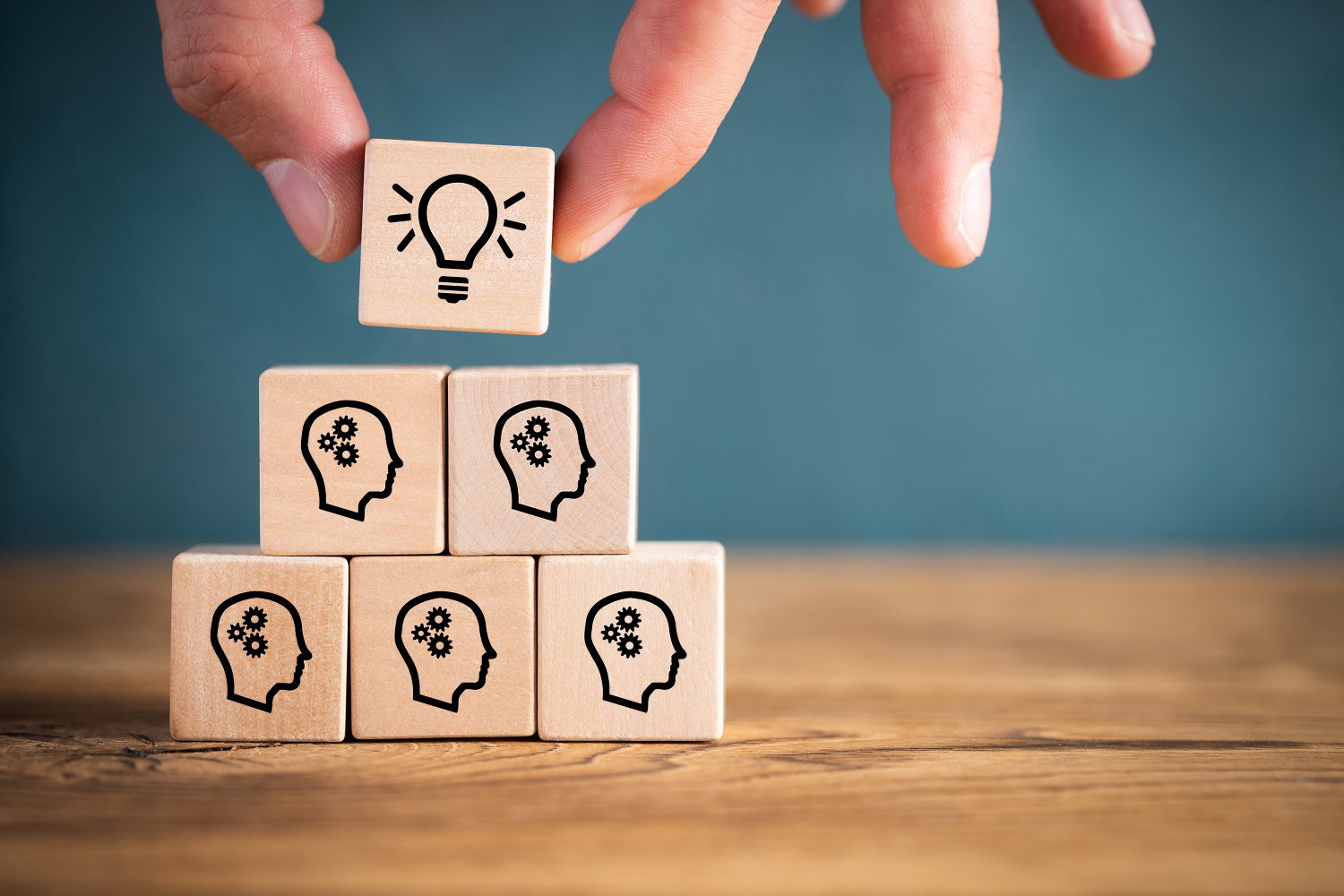 The start of an exciting journey: Tips for a successful start to self-employment