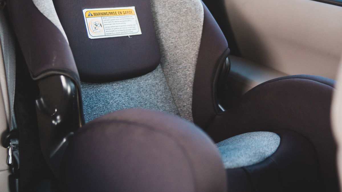 Liste de contrôle pour les parents : Tout ce qu'il faut savoir sur les sièges-auto pour enfants - de la naissance à l'école