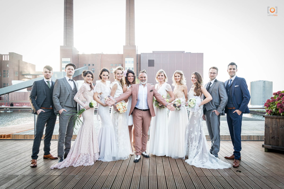 Hochzeitsplaner Froonck ist über die Landesgrenzen bekannt und das VOX-Gesicht von "4 Hochzeiten und eine Traumeise"