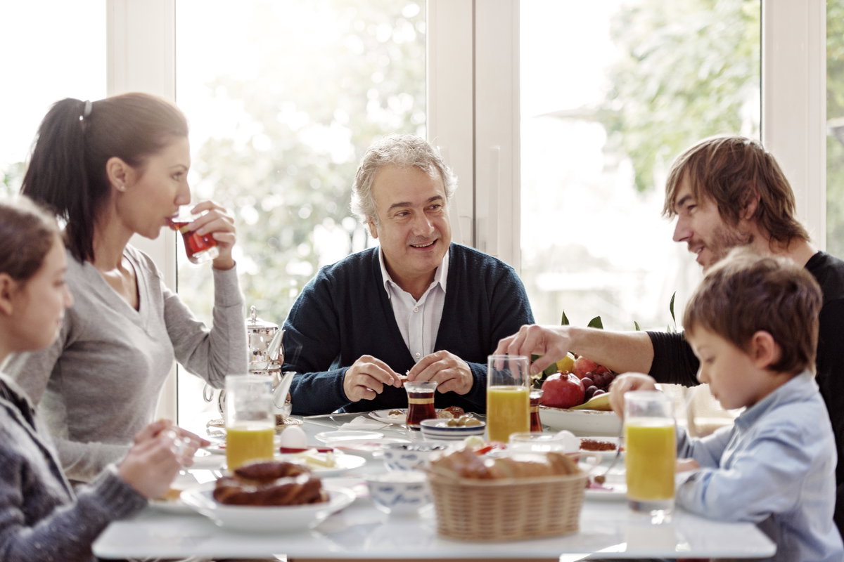 Gemeinsame Mahlzeiten sorgen für ein harmonisches Familienleben