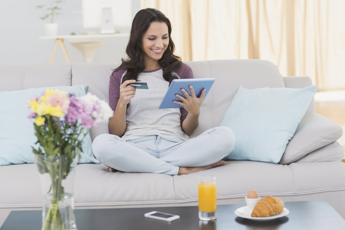 Beim Online-Shopping sollten Sie u.a. auf sichere Datenübertragung von Kontodaten achten
