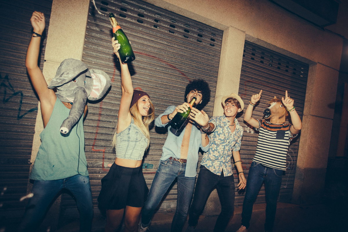 Normalerweise dürfen Kids unter 16 Jahren nur in Begleitung eines Erwachsenen in die Disco.