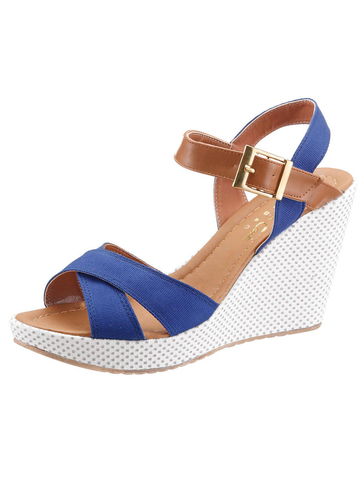 Schuhe mit Keilabsatz sind die idealen Shoppingbegleiter