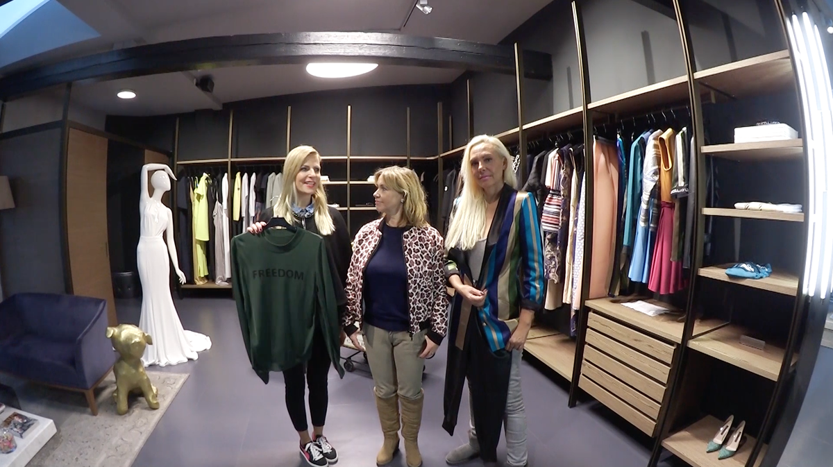 Die „Berlin Blonds“ Tanja Bülter, Tina Ruland und Natascha Ochsenknecht machen sich bei Marcell von Berlin auf die Suche nach den Modetrends für 2017.