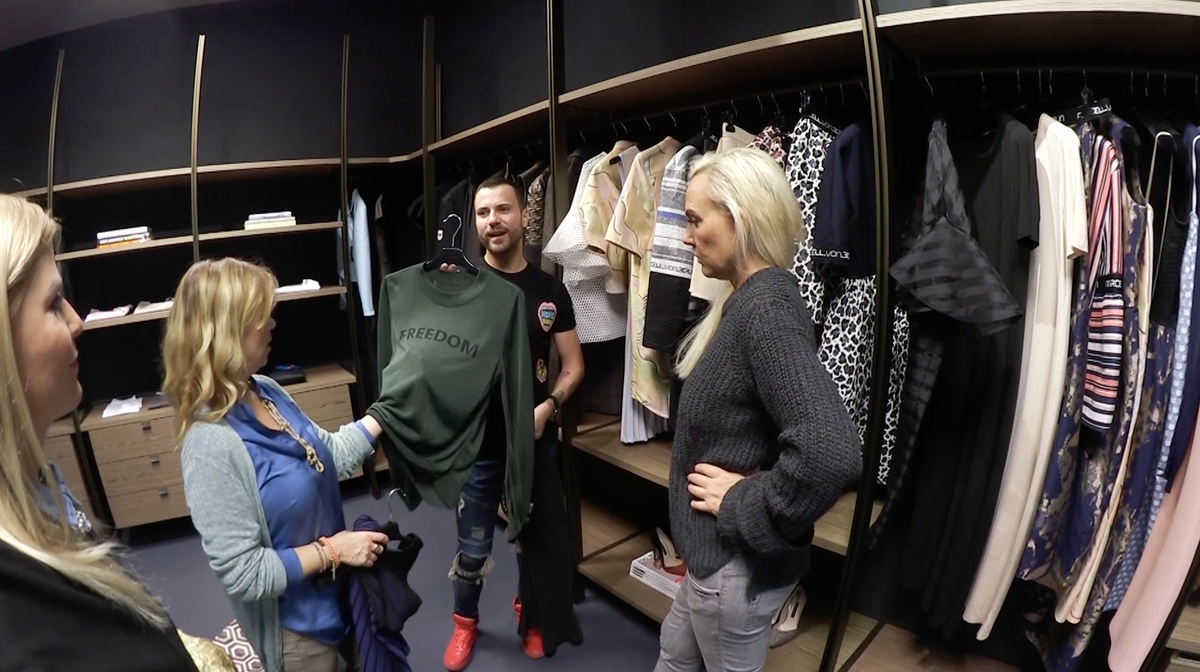 Sag's durch den Pullover: Shirts und Sweater mit Statement-Print sind auch in diesem Jahr wieder angesagt.