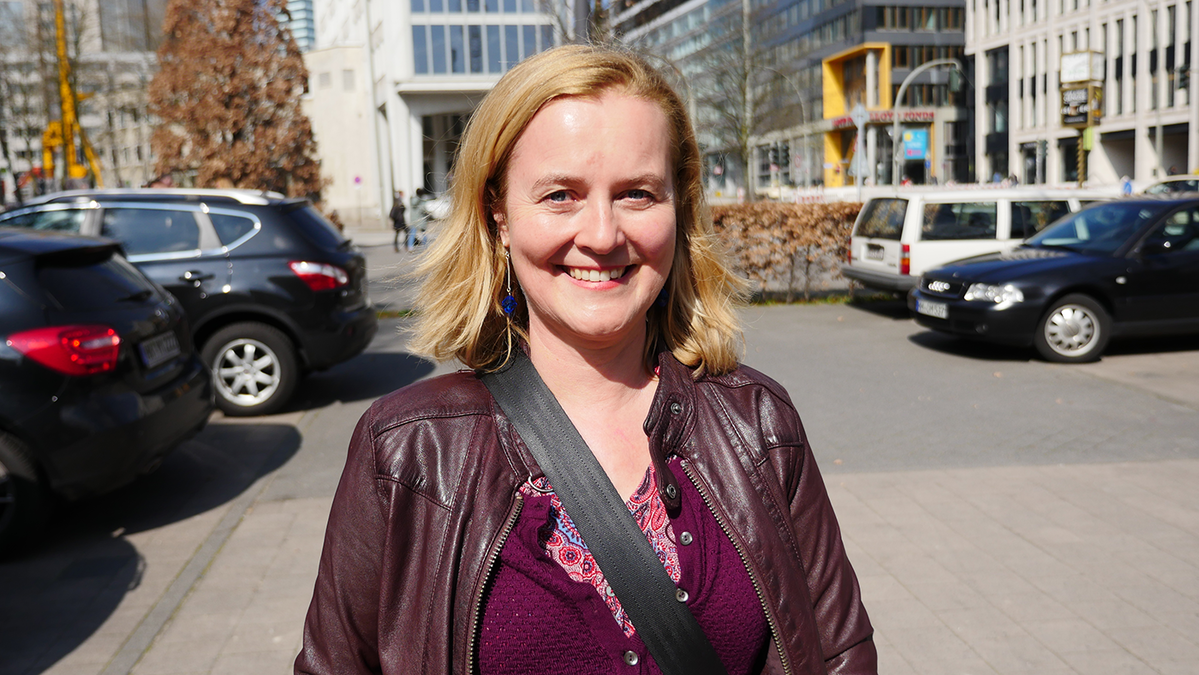 Geld allein macht nicht glücklich, meint die 53-jährige Angelika.