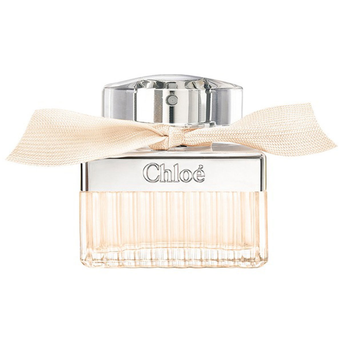 Hier ist der Name Programm: Die wertvollsten Ingredienzen der Blumen vereint Chloé in diesem Duft mit Eisenkraut, Rosen und Kirschblüten. Chloé Fleur de Parfum, ca. 60,99 €