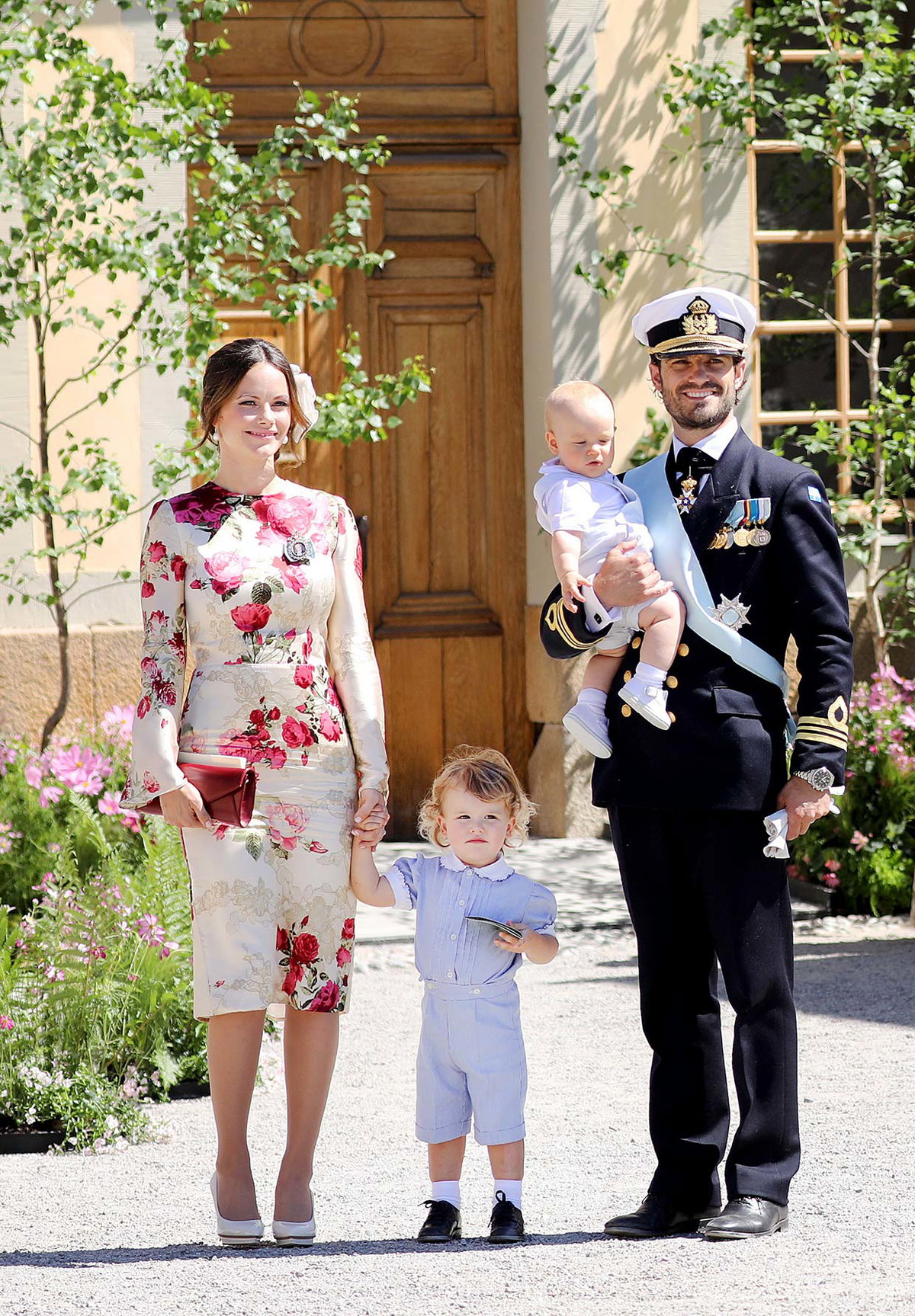 Das Prinzenpaar Carl Philip und Sofia mit ihren beiden Söhnen Alexander und Gabriel