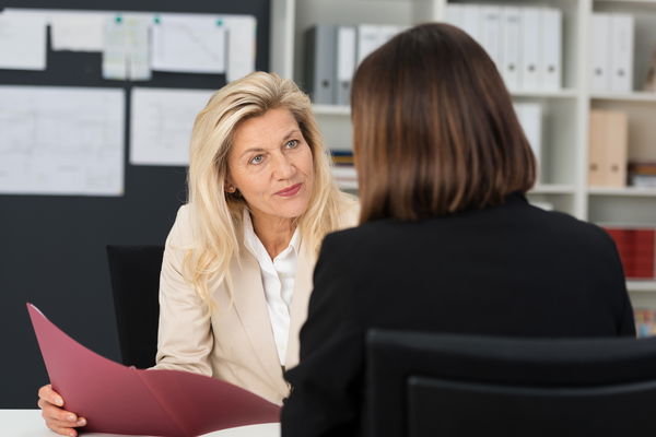 Fixed-term contract: When should you report to the employment agency?