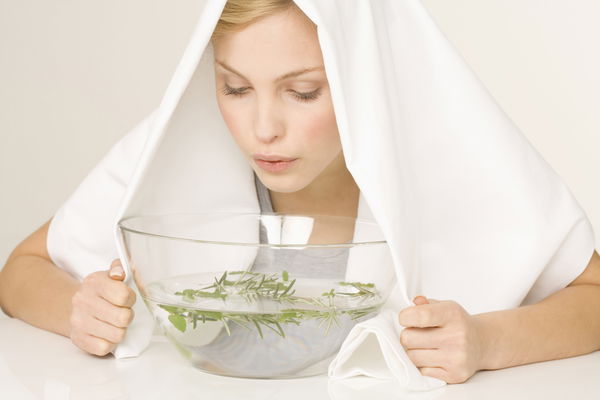 Combattre le rhume : l'inhalation libère