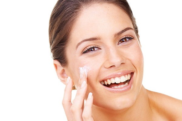 Why are AHA fruit acids ideal for mature skin?