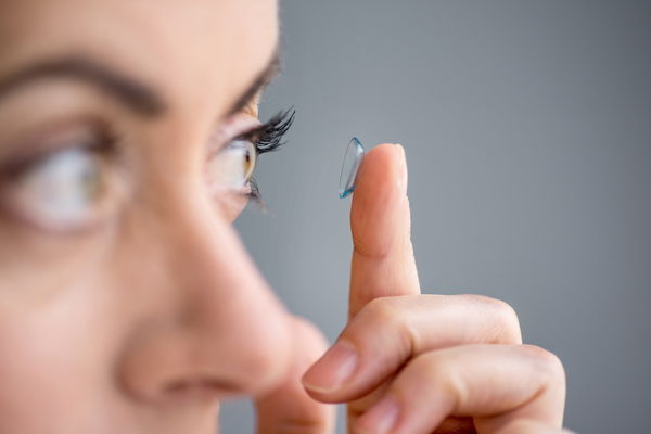 Les lentilles de contact - plus qu'une simple aide visuelle
