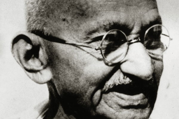 W rocznicę śmierci Mahatmy Gandhiego: najpiękniejsze cytaty bojownika o pokój