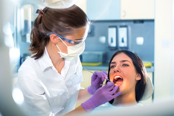 Długotrwale zdrowe zęby: 5 pytań do dentysty