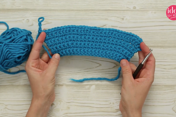Learn to crochet: Increasing stitches