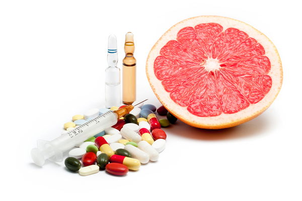 Grapefruit &amp; medication: How the citrus fruit influences the effect