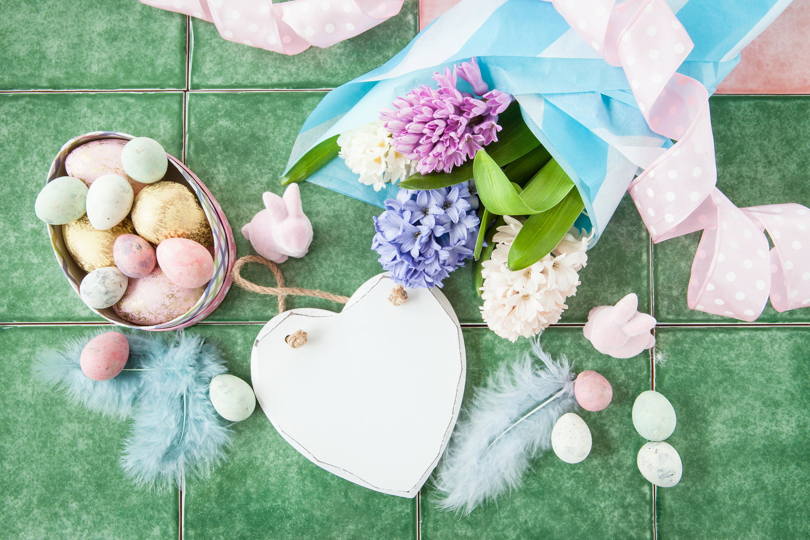 Easter prize bazaar: Dust off prizes with a total value of 5,000 euros!