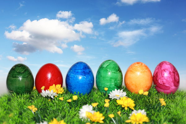 5 fois Colorer les œufs de manière naturelle