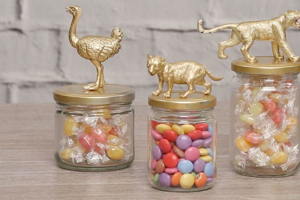 Video tutorial: Make an animal decorative mason jar
