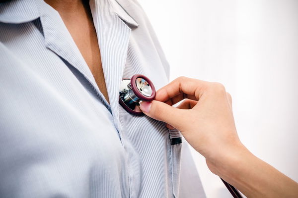 Qu'est-ce qu'une névrose cardiaque ? Symptômes et traitement