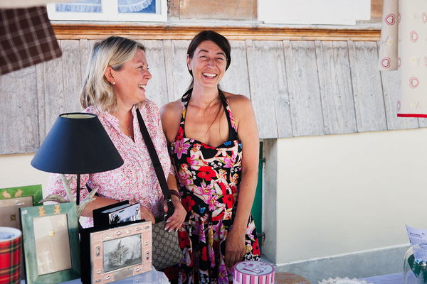 Flea market tips: Clever buying & selling