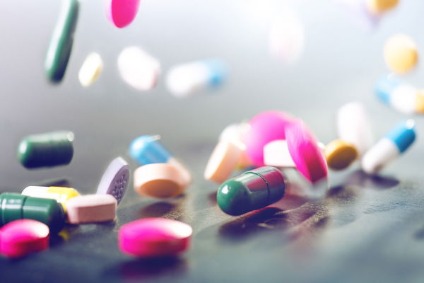 Swallowing tablets: how to do it right for optimum effect