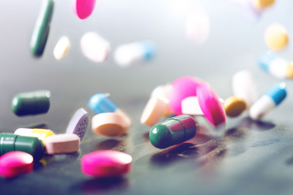 Swallowing tablets: how to do it right for optimum effect