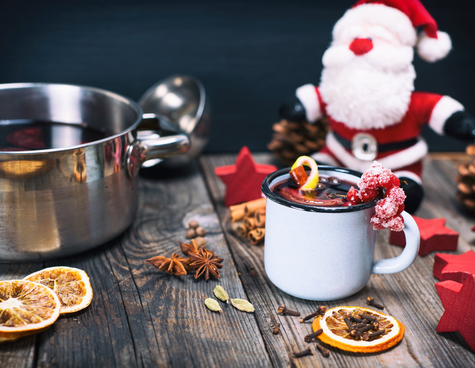 Des boissons hivernales chaudes pour des joues rouges