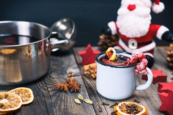 Hot winter drinks for red cheeks