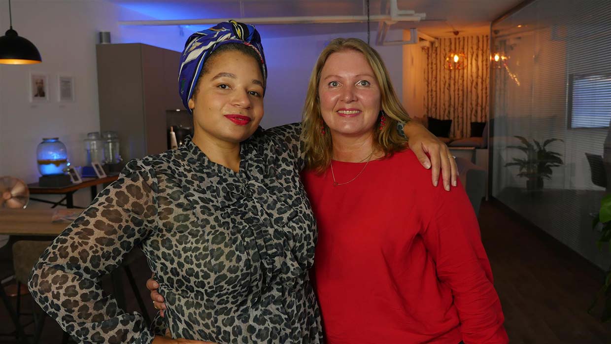 Podcast talk: beauty and lifestyle blogger Asmona Iesha Logan in conversation
