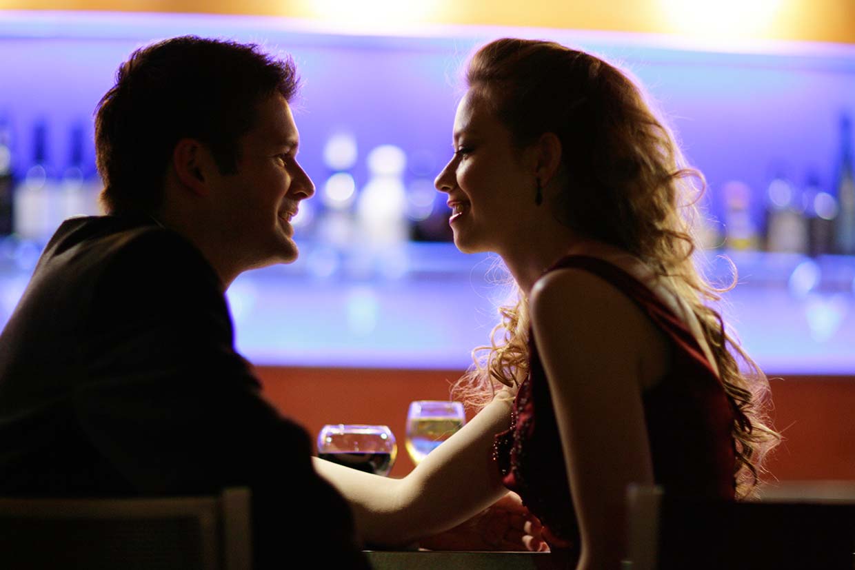 Erotic story: How Mia experiences her greatest sex adventure in a bar