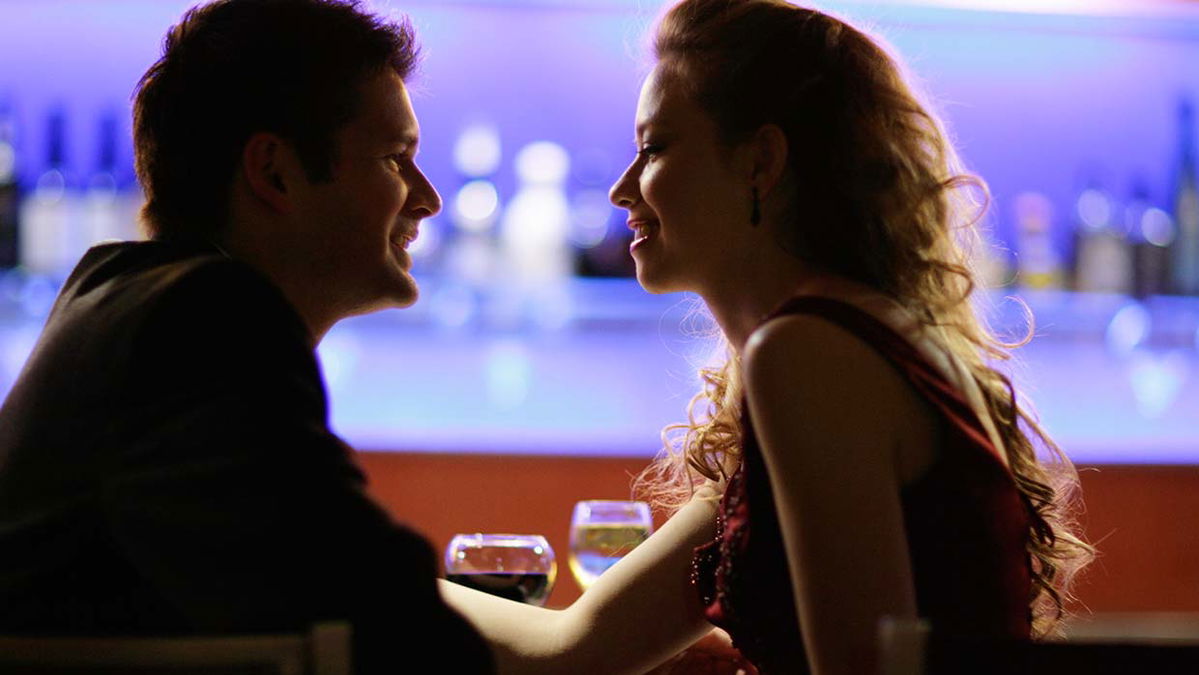 Erotic story: How Mia experiences her greatest sex adventure in a bar