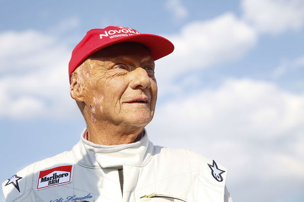 Formel 1-legenden Niki Lauda er død