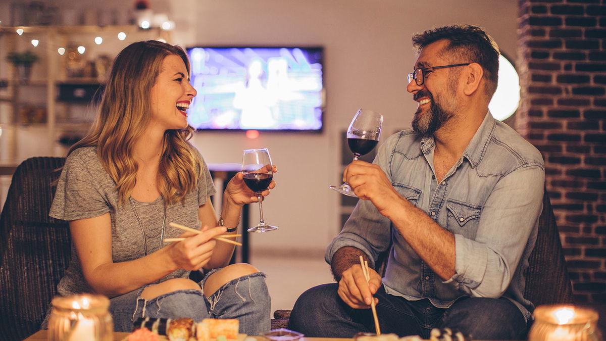 Wybaczyłeś, jesteś singlem? Mingle! Co kryje się za nowym trendem w związkach
