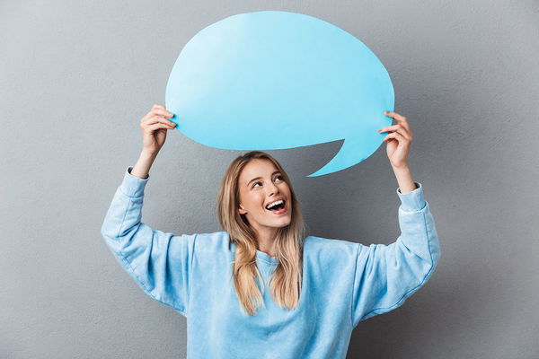 Se parler à soi-même : sain ou au bord de la folie ?