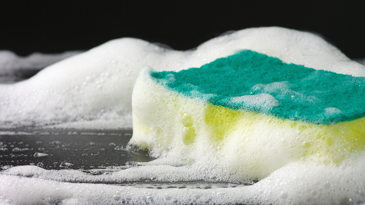 Clever household tricks: What kitchen sponges can do