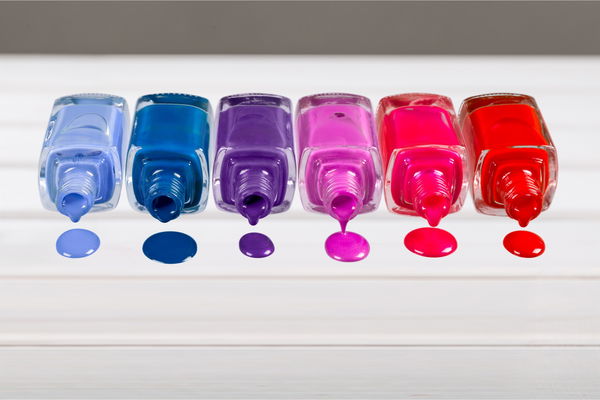 Removing nail polish from furniture: the best tips