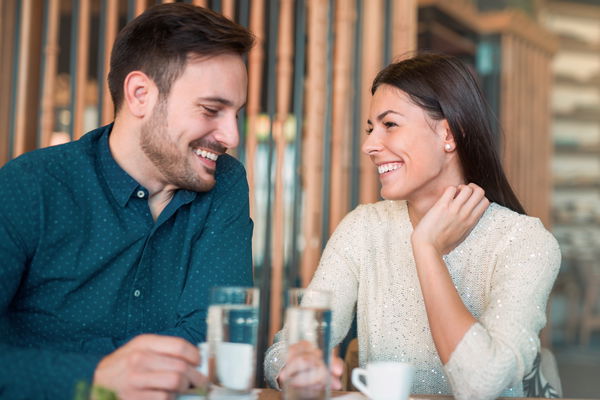 Les hommes disent "je t'aime" avec ces 7 gestes