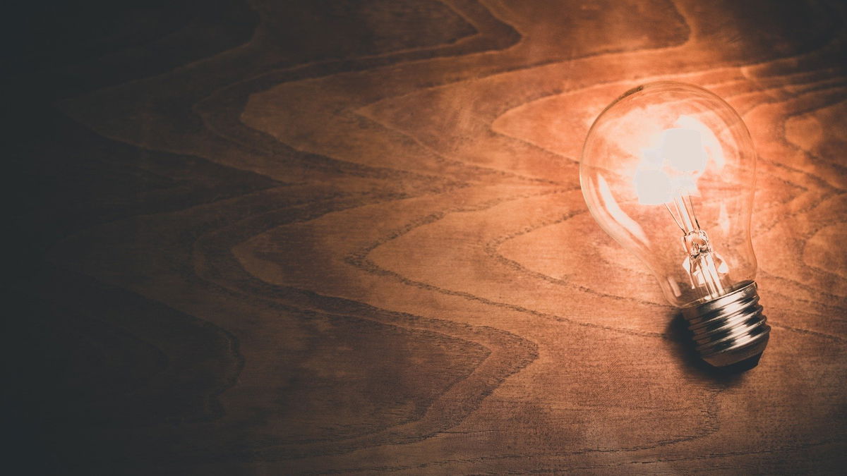 Hvordan kan smart home-systemet bruges til belysning?