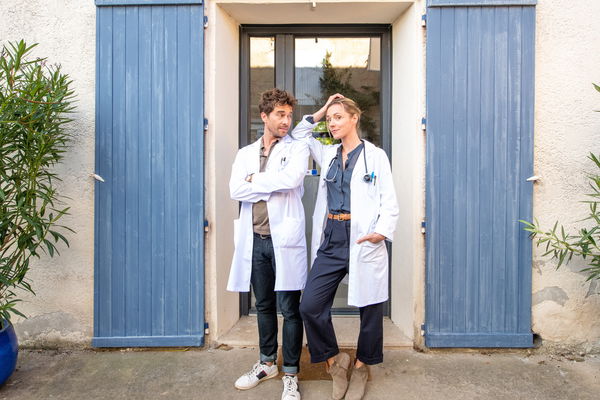 "Heart Cinema: A Table in Provence - Two Doctors on the Move" Secrets come to light
