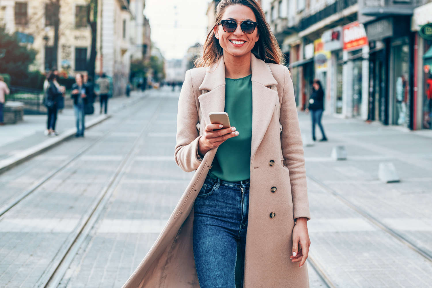 4 manteaux d'automne qui vous font paraître plus mince