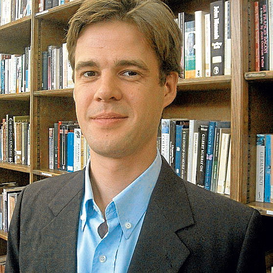 Unser Experte zum Thema Glück: Dr. Christian Kroll