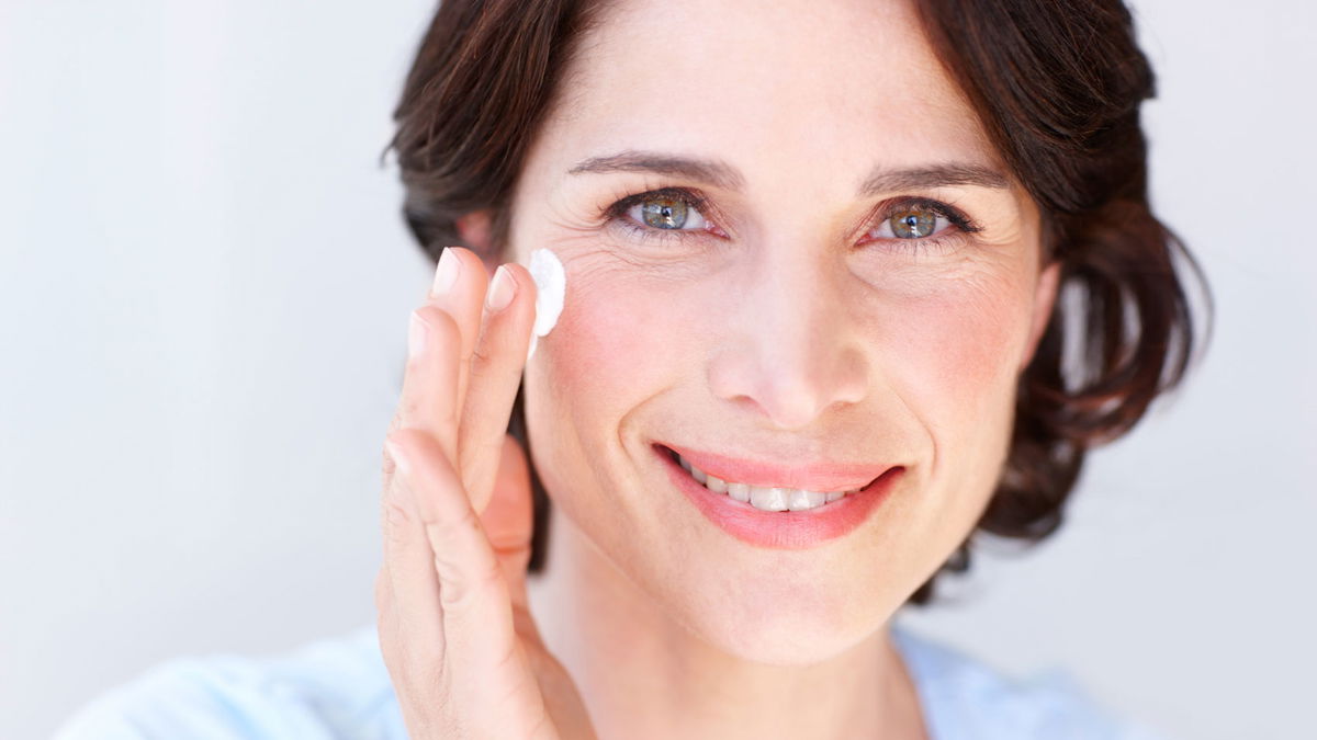Proper care for sensitive skin: how to respond to its needs