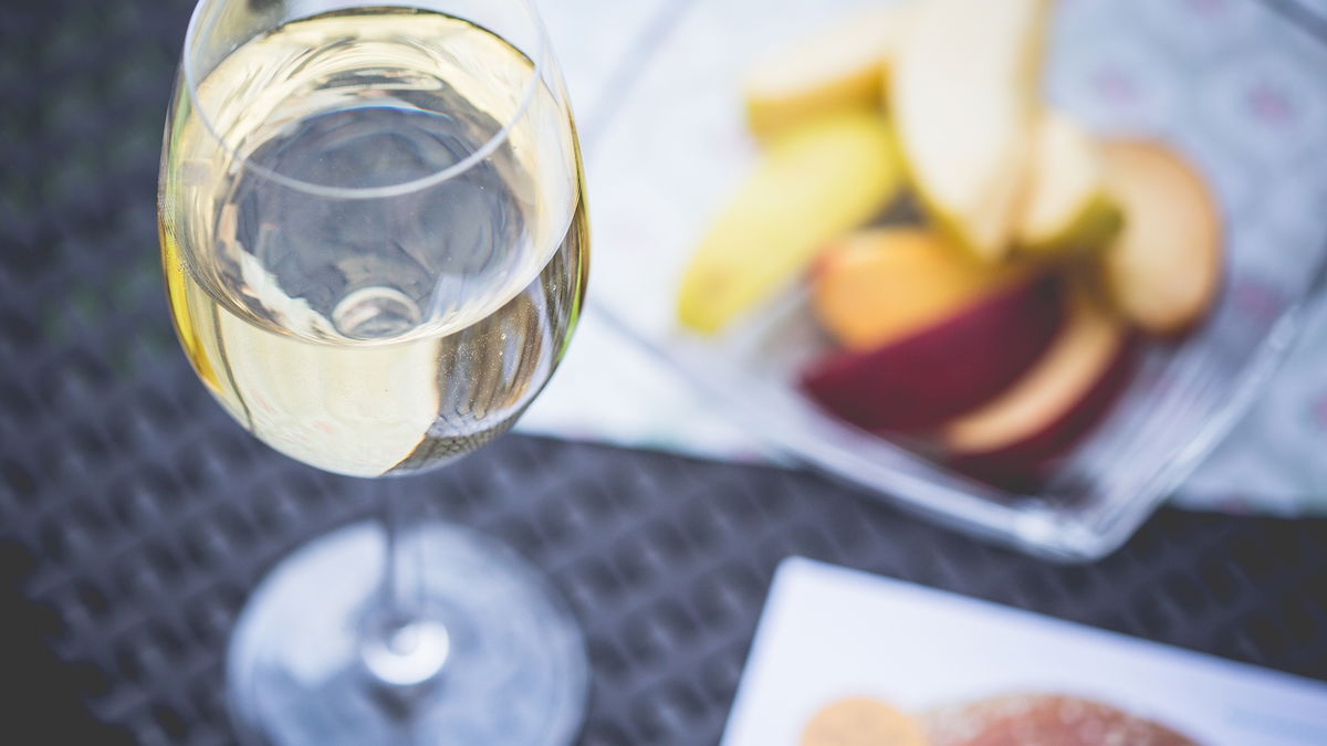 Enjoy wine without alcohol