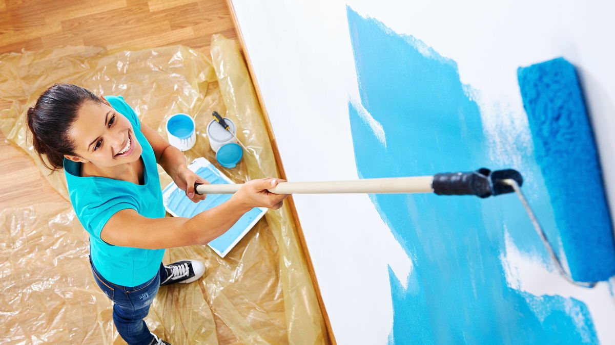 Peindre une maison : Conseils &amp; astuces pour un résultat digne d'un professionnel