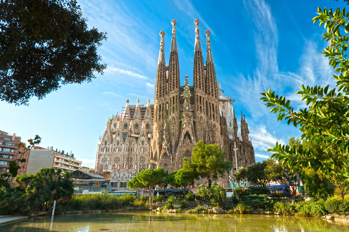 Eine Reise nach Barcelona, unbedingt die unfertige Sagrada Familia angucken